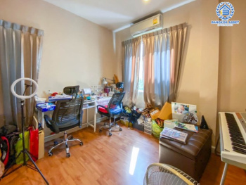 *****บ้านเดี่ยวมือสองย่านนนทบุรี ม.บางกอกบูเลอวาร์ด รามอินทรา3 บนเนื้อที่ 60.2 ตร.ว. ฟังก์ชัน 4 ห้องนอน 4 ห้องน้ำ 2 ที่จอดรถ บ้านสวยสภาพพร้อมอยู่ แถมฟรีเครื่องปรับอากาศ 8 เครื่อง บนทำเลเชื่อมต่อทุกการเดินทาง ใกล้รถไฟฟ้าสายสีชมพู "รามอินทรา" และทางด่วน "รามอินทรา"